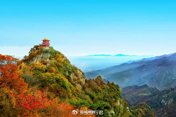 秋意正浓书画摄影爱好者 相约南五台共绘醉美秋景