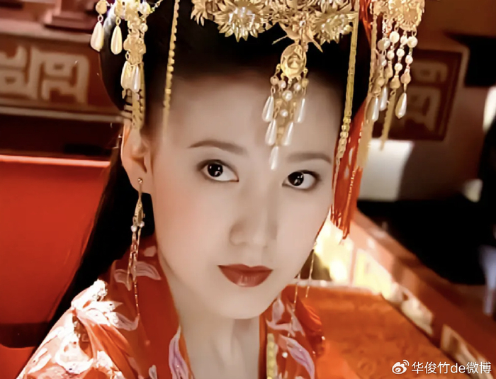 演员高露：我这辈子最正确的决定，就是隐婚为丈夫生下一儿一女