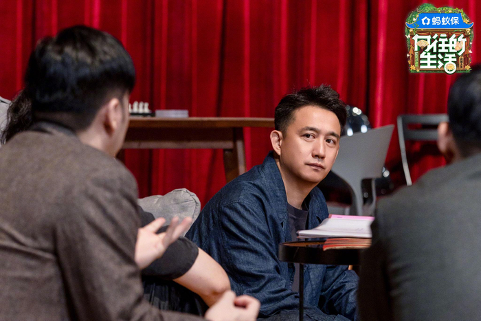 蘑菇屋家人黄磊何炅张艺兴彭昱畅张子枫节目引关注