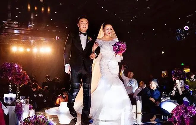 马琳与张宁益离婚12年：他迎娶瑜伽女神，她嫁给高管移居美国