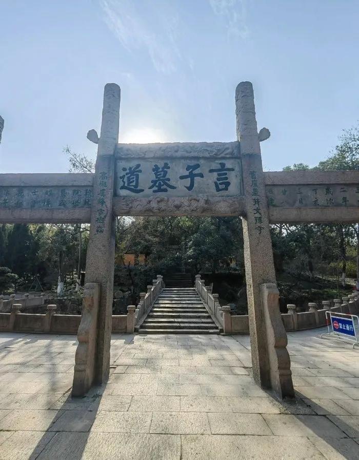 上海憩墅画院陈玉虎图片