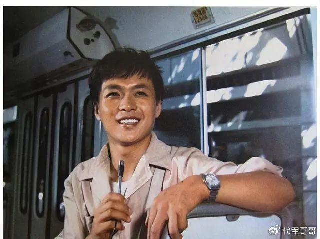 40年前,那个因流氓罪入狱的迟志强,如今过得怎样了?|儿子|铁窗泪|人生|监狱|演艺圈_新浪新闻