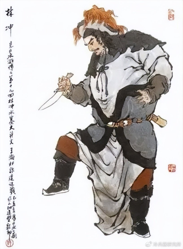 《水浒》里,林冲有枪矛为何还用其他兵器?这里面有混江湖的诀窍