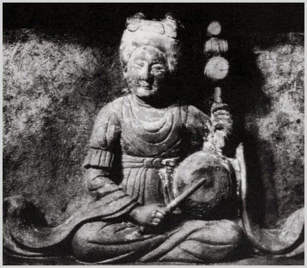 出土文物––唐朝的文化艺术 1、击鼓 2、击鸡娄鼓、鼗牢……