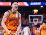 CBA第34轮最佳阵容：李弘权率上海15连胜 史密斯绝杀深圳9连胜