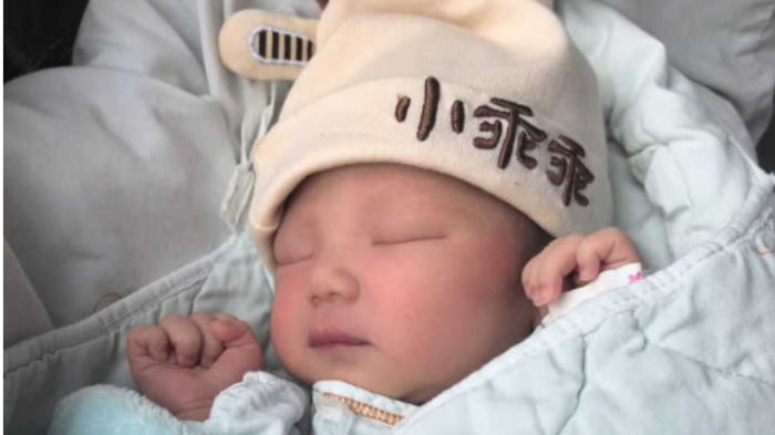 婴儿“病毒感染”有多可怕？轻则发热，重则ICU