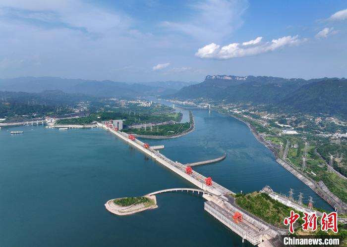 三峡水库已释放近八成防洪库容|洪峰|度汛|库容_新浪新闻