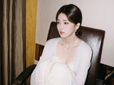 李晨赠白鹿菠萝小包跑男兄妹情暖心