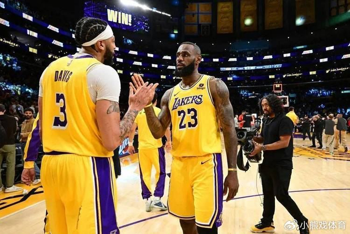 26 5超巨加盟湖人,遭詹姆斯直接拒绝,直言他是nba最大诈骗犯