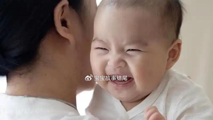 宝宝被“妈妈骂”，转身却要“妈妈抱”？真相令人感慨