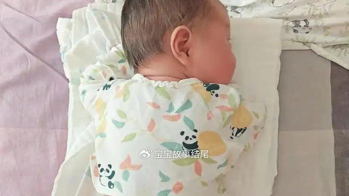 婴儿“仰卧趴”真的好吗？这3个弊端，很多妈妈不知道