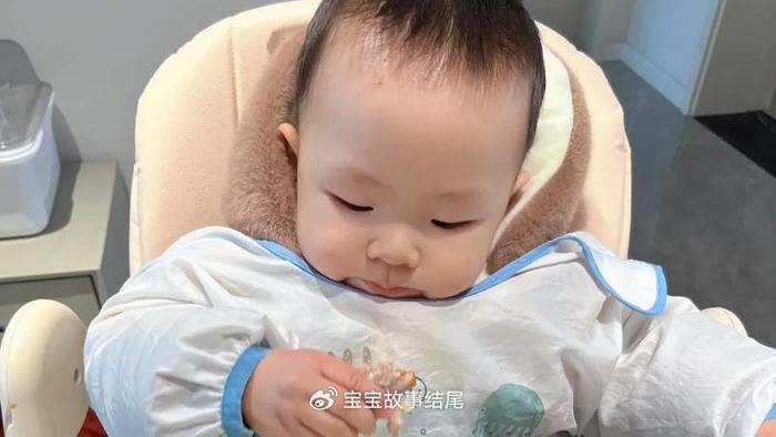 过早吃“大人饭”有多可怕？老一辈人或许不懂，妈妈要清楚
