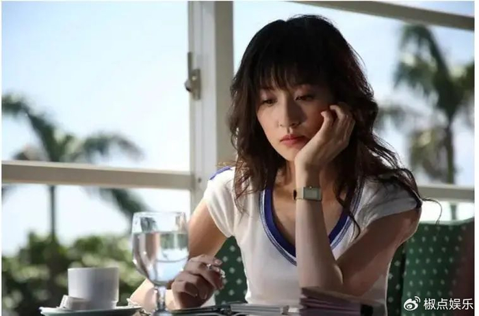 离婚后崩溃大哭的她,飞速找到了新欢?网友:渣到一起了|刘雨柔|离婚|前女友|感情|两人_新浪新闻