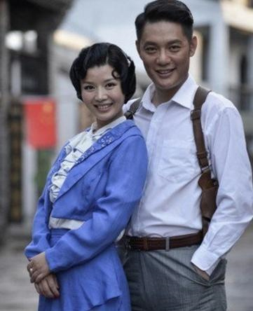 参加姐姐生日宴甜蜜合影,前妻程愫挣钱养娃|傅程鹏|程愫|周丽淇_新浪