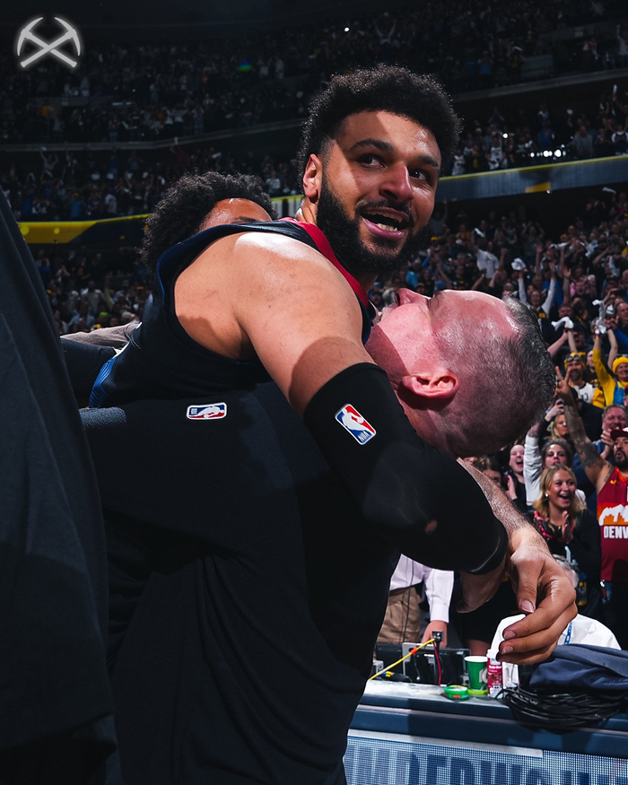 穆雷绝杀镜头再现巅峰状态燃爆比赛氛围