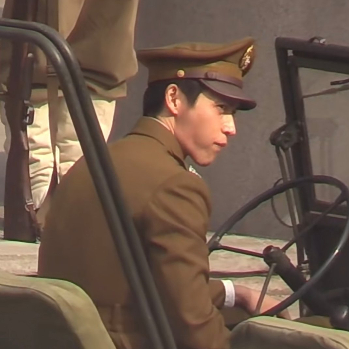 魏晨新剧路透好利落好帅气的民国军装造型期待新剧新角色