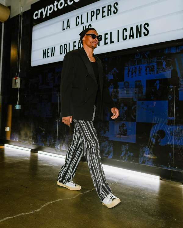 快船官推晒威少本季穿搭他被提名为本季最有型球员