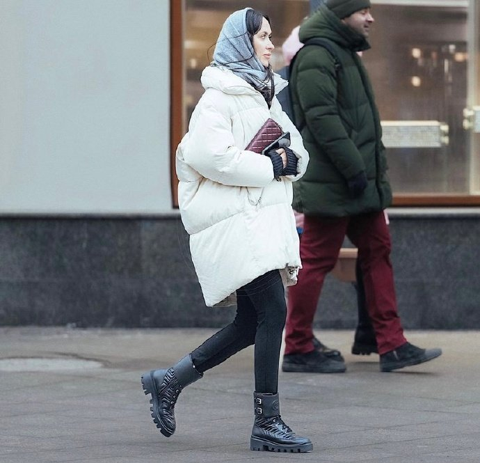 俄罗斯莫斯科秋冬路人街拍