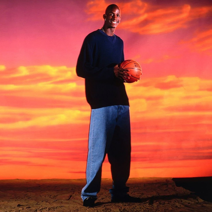 昔日全明星控卫欧文与独行侠渐行渐远掘金悄然加入争夺战