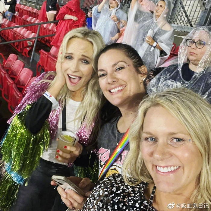 吸血鬼日记女主角candiceking