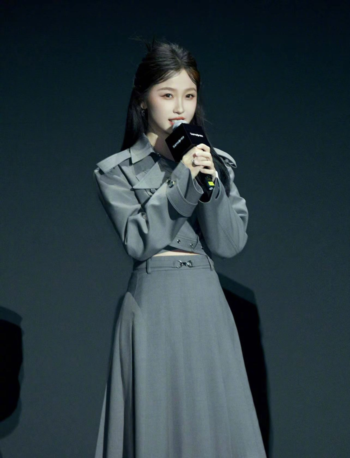 绝美欣欣虞书欣esther