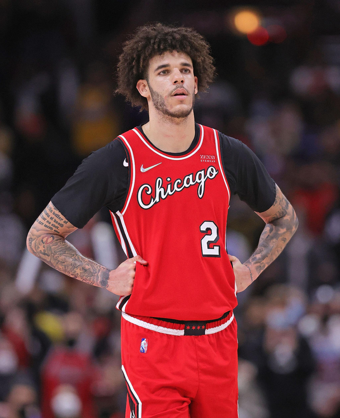 公牛宣布朗佐鲍尔下赛季预计不会伤愈复出……|公牛|朗佐鲍尔|nba