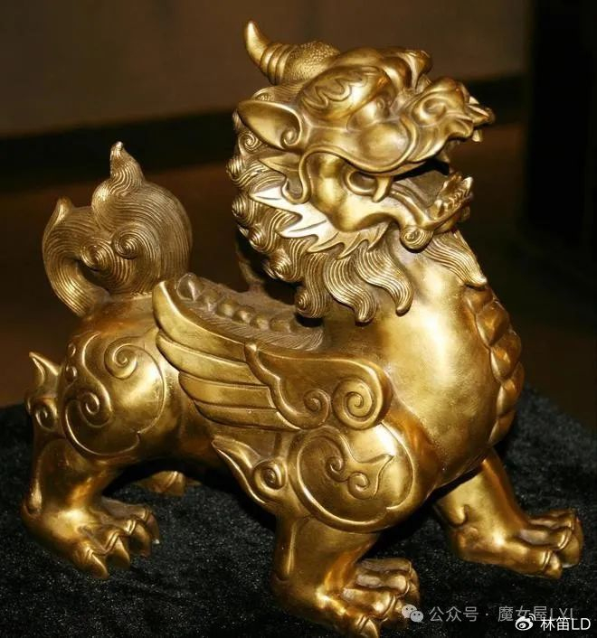 重要象征意义的神兽,不仅象征着财富的积聚和守护,还寓意着辟邪驱灾