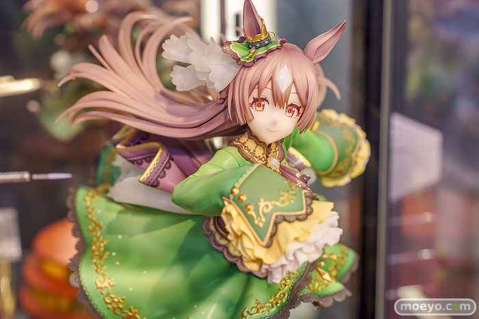 位于秋叶原的新作品dd阿尼亚赛马娘里见光钻新作手办展示情况