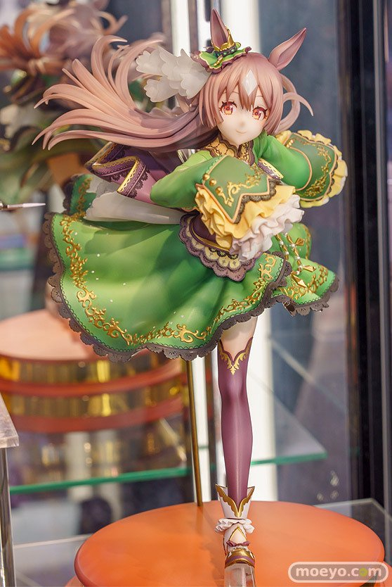 位于秋叶原的新作品dd阿尼亚赛马娘里见光钻新作手办展示情况