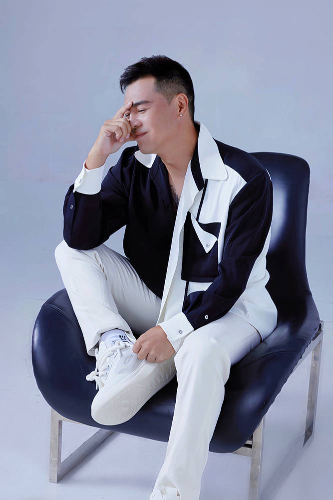 窦智孔内地知名音乐人崔轼玄将发行一张名为「失忆剧场」的个人全作品