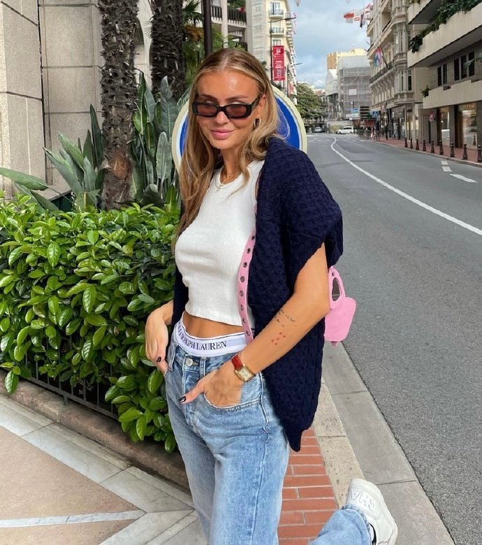 欧美时尚博主早秋随意松弛感穿搭