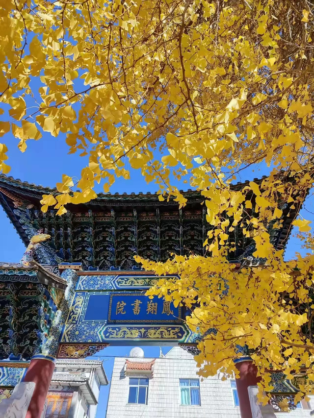云南大理凤羽的古山水与建筑