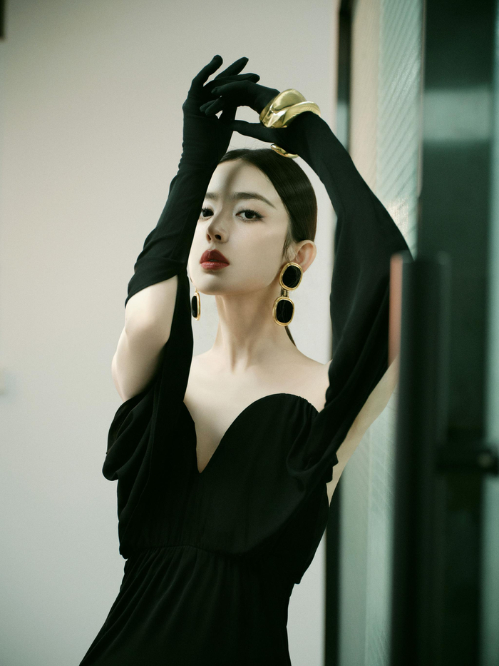 娜扎微博之夜礼服第一套