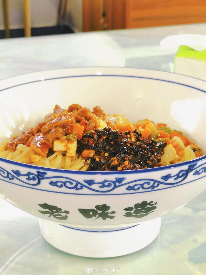 咥碗臊子面,浓浓岐山缘,这就是不求山珍海味,只求填饱肚子