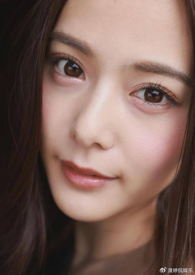 出道即是三冠王的暗黑界女神:吉高宁宁