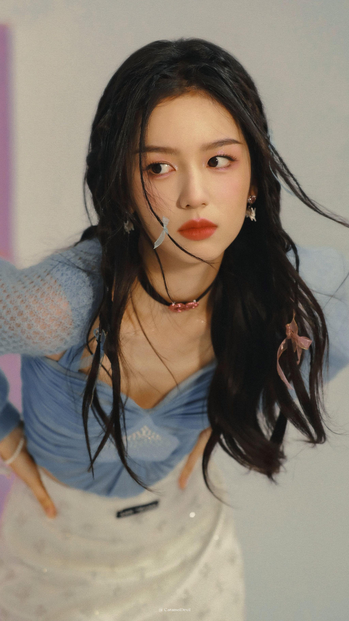 周也03929415789208┊甜酷女团の门面老幺小也┊costa