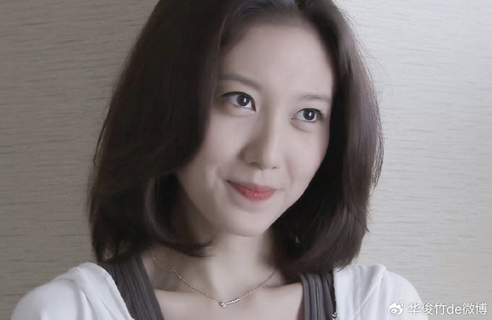 演员高露：我这辈子最正确的决定，就是隐婚为丈夫生下一儿一女