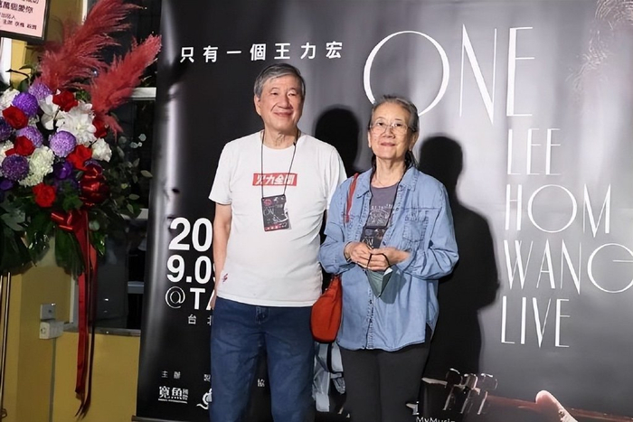 王力宏携爸爸妈妈三亚旅游,一家三口同框吃饭超接地气|王力宏|演唱会