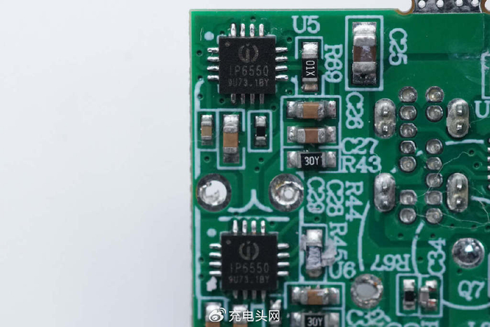 拆解报告:mcdodo麦多多70w 2c1a四合一氮化镓快充插座ch-466|氮化|快