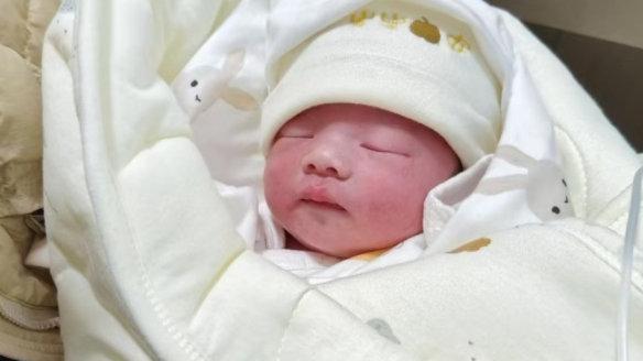 如果宝宝有这6个信号，说明大脑发育好，占一半以上，心有底