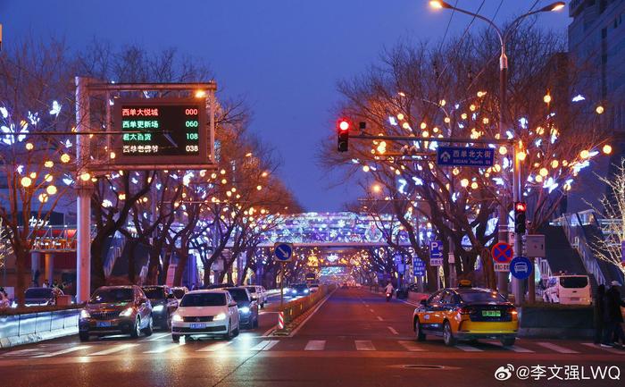 北京西单夜景图片