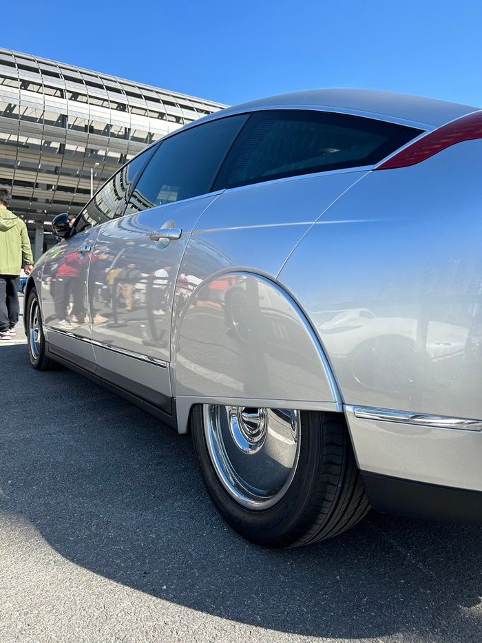 法国总统座驾雪铁龙c6