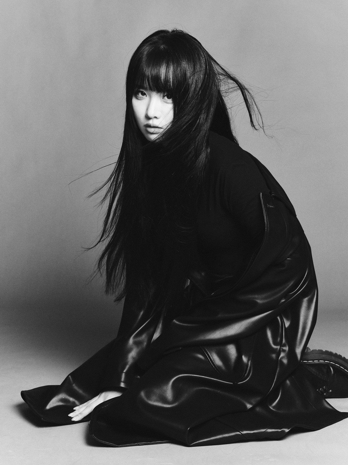 去繁就简的一组黑白写真小樱吴芊盈一展率性真我