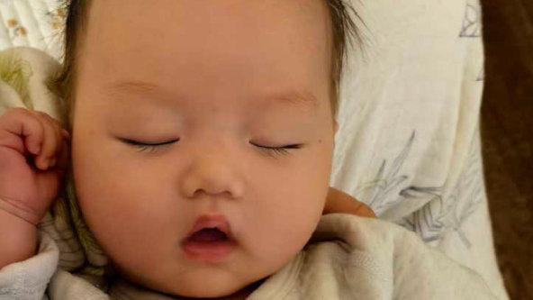 如何养出聪明宝宝？抓3个“成长信号”，智力发育更突出