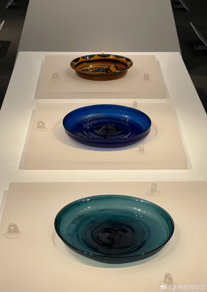 法门寺出土的唐代皇家供养琉璃器