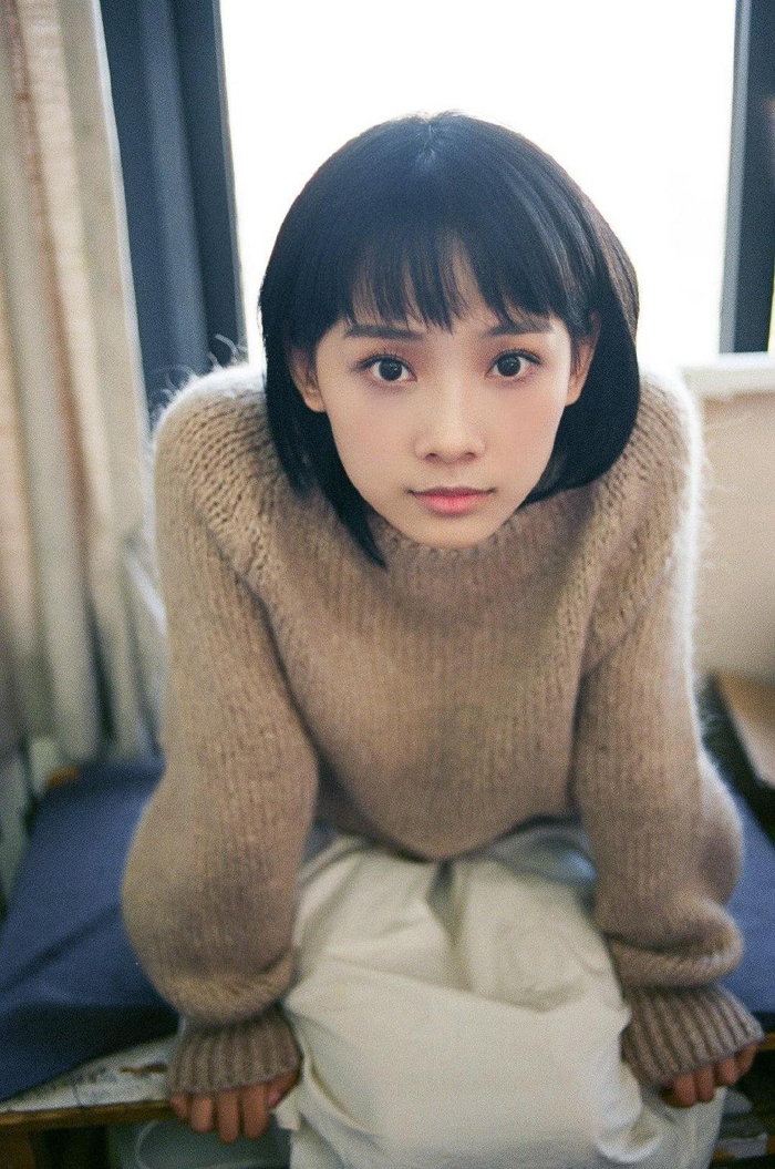 95后女明星鲁照华写真:镜头里的甜美,活泼与可爱|鲁照华|满满喜欢你