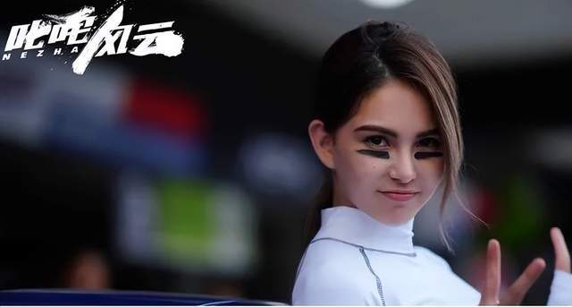 《叱咤风云》宣传海报再往前追溯:2015年昆凌荧幕处女作《梦幻佳期