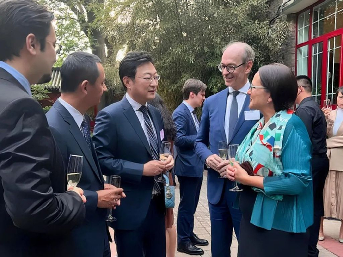 启迪控股总裁蔡晓卫应邀出席2023年卢森堡财长访华招待会|卢森堡|招待