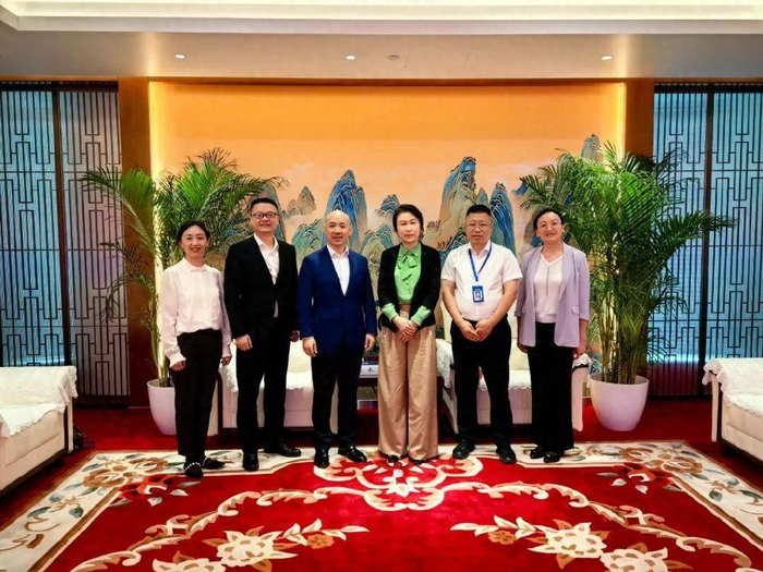 品牌联盟董事长王永拜访中交设计董事长崔玉萍