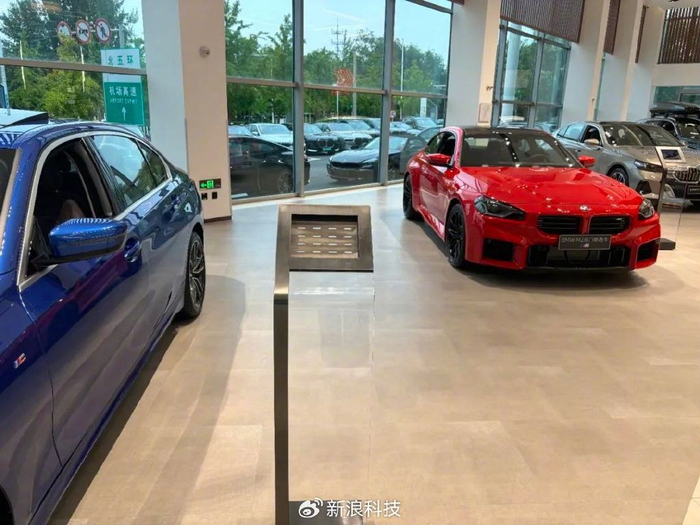 宝马，被经销商坑惨了-宝马经销商电话号码